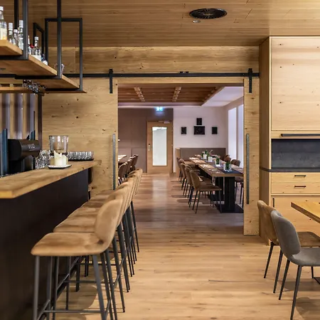 Hotel Kosis Sports Lifestyle