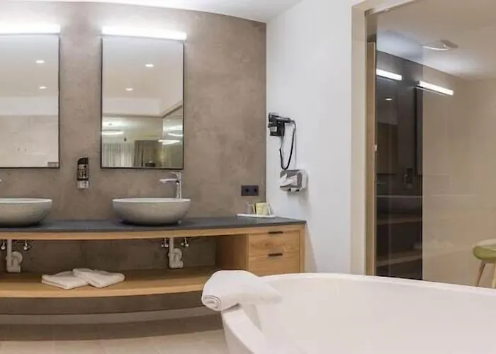 Kosis Sports Lifestyle Hotell Fügen