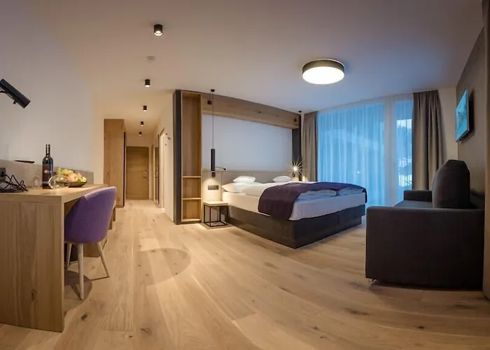 Hotell Kosis Sports Lifestyle Fügen