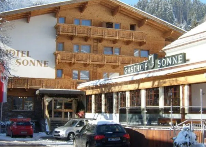 מלון Kosis Sports Lifestyle פוגן