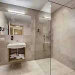 Ξενοδοχείο Kosis Sports Lifestyle 4*