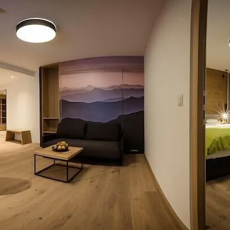 Kosis Sports Lifestyle 4*